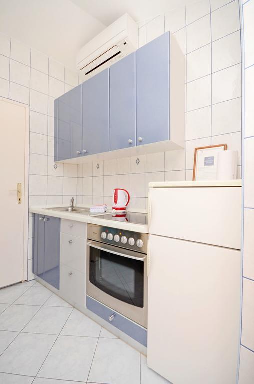 Apartments Hrgovic Рогозница Екстериор снимка